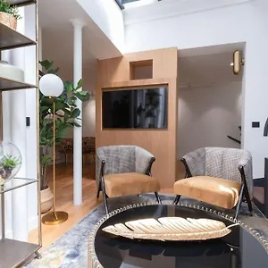 Apartment Marais - My Veranda, Paris