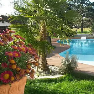  Bed & Breakfast Le Clos De Saint Amour France